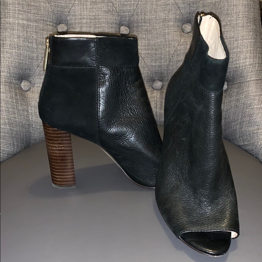 Leather and suede peep toe bootie